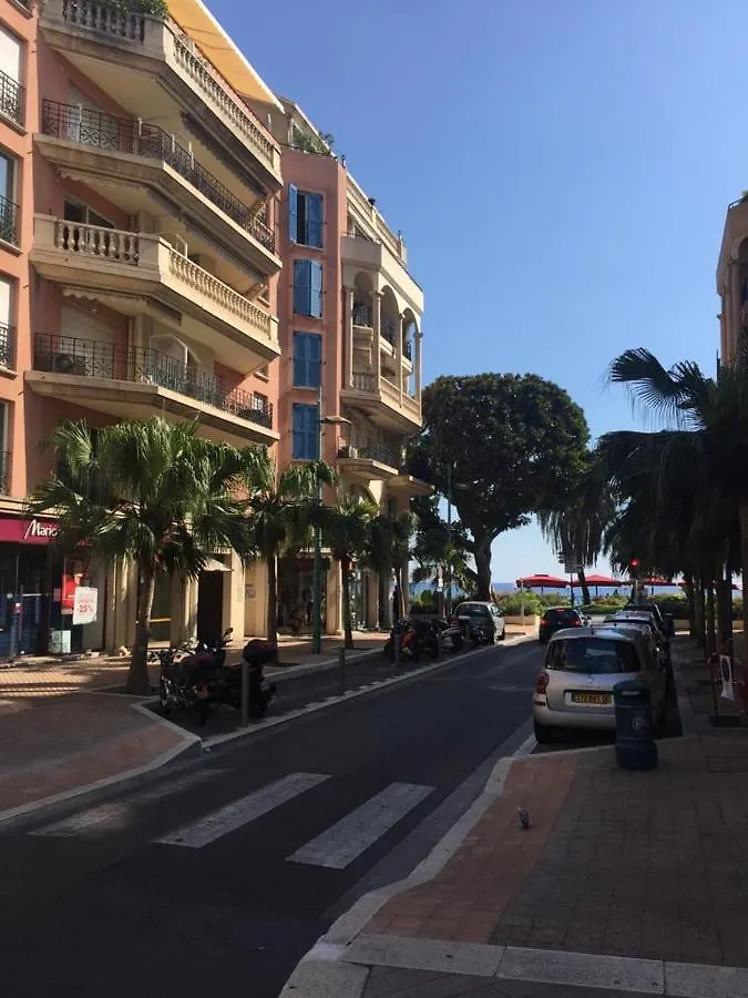 Appartement Appartamento In Centro A Mentone Vicino Alla Spiaggia Parcheggio Privato Incluso!