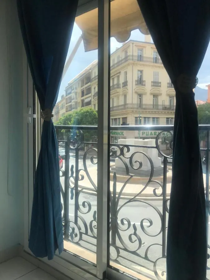 Appartamento In Centro A Mentone Vicino Alla Spiaggia Parcheggio Privato Incluso! 0*, Menton Frankrijk