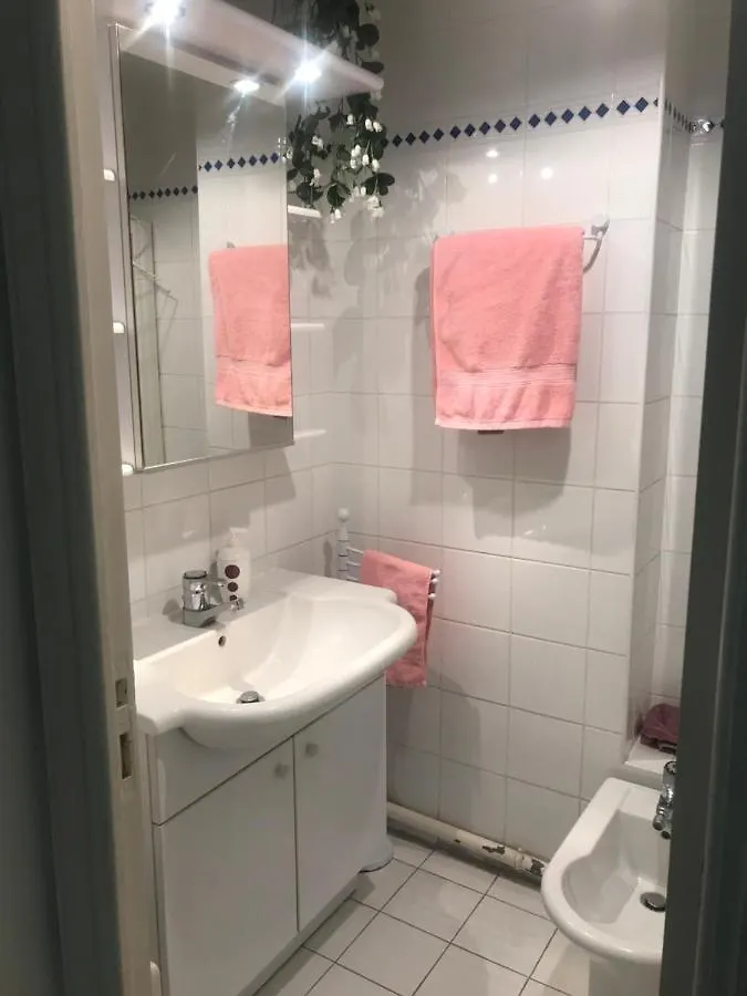 Apartment Appartamento In Centro A Mentone Vicino Alla Spiaggia Parcheggio Privato Incluso!